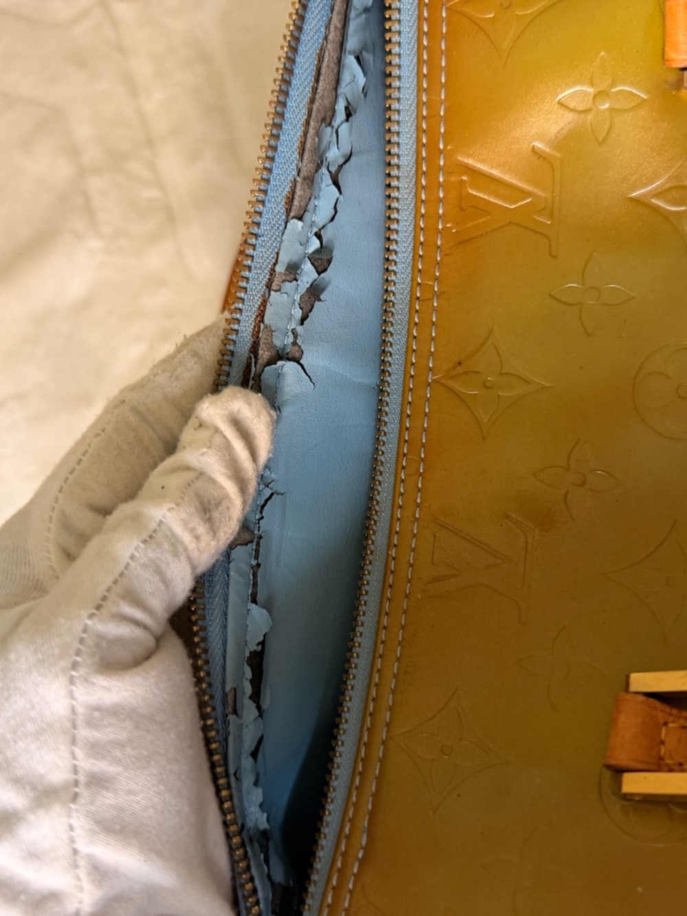 Louis Vuitton Papillon 30 Bedford Green Monogram Vernis Bag - Picture 10 of 16